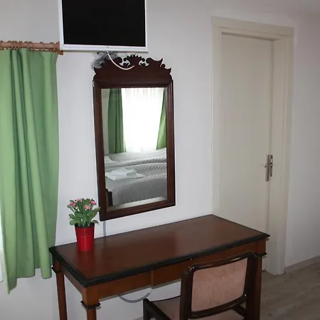 Guest house Karinca
